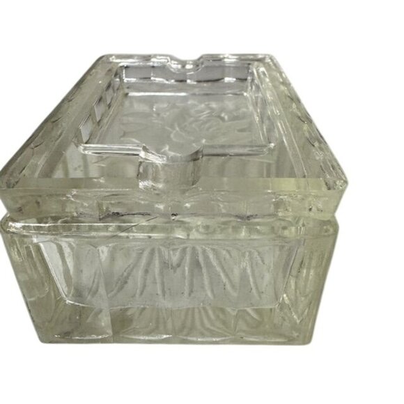 Vintage Clear Glass Cigarette Box and Ashtray With Floral And Starburst Patterns - Picture 7 of 7